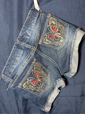 Vigoss Girl’s  Blue Denim Shorts with Embroidered Butterfly